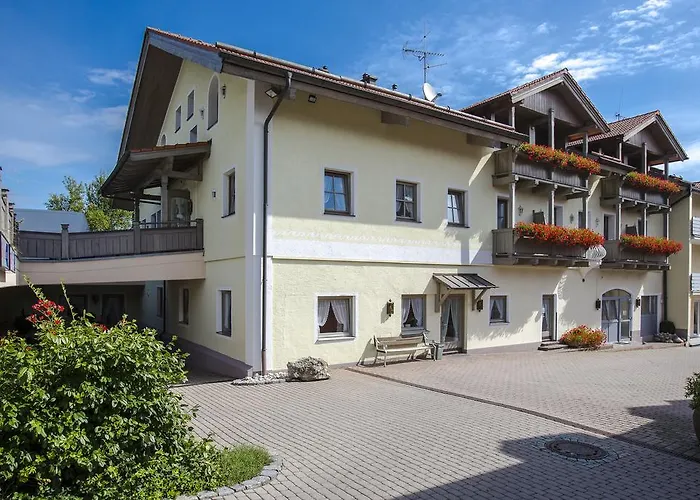 Hotell Hoelzer Braeu By Lehmann 3*
